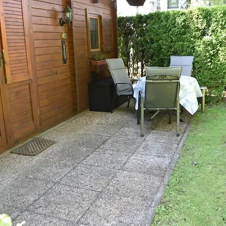 Gemuetliches Blockhaus, Waldblick, Naehe Ber/sxf *