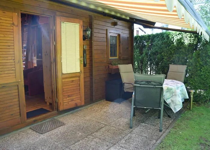 Gemuetliches Blockhaus, Waldblick, Naehe Ber/sxf * برلين