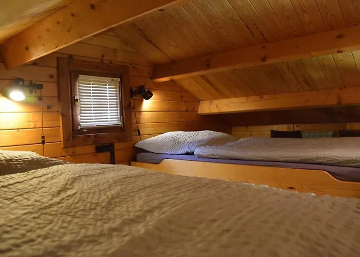 Gemuetliches Blockhaus, Waldblick, Naehe Ber/sxf بيت للعطل